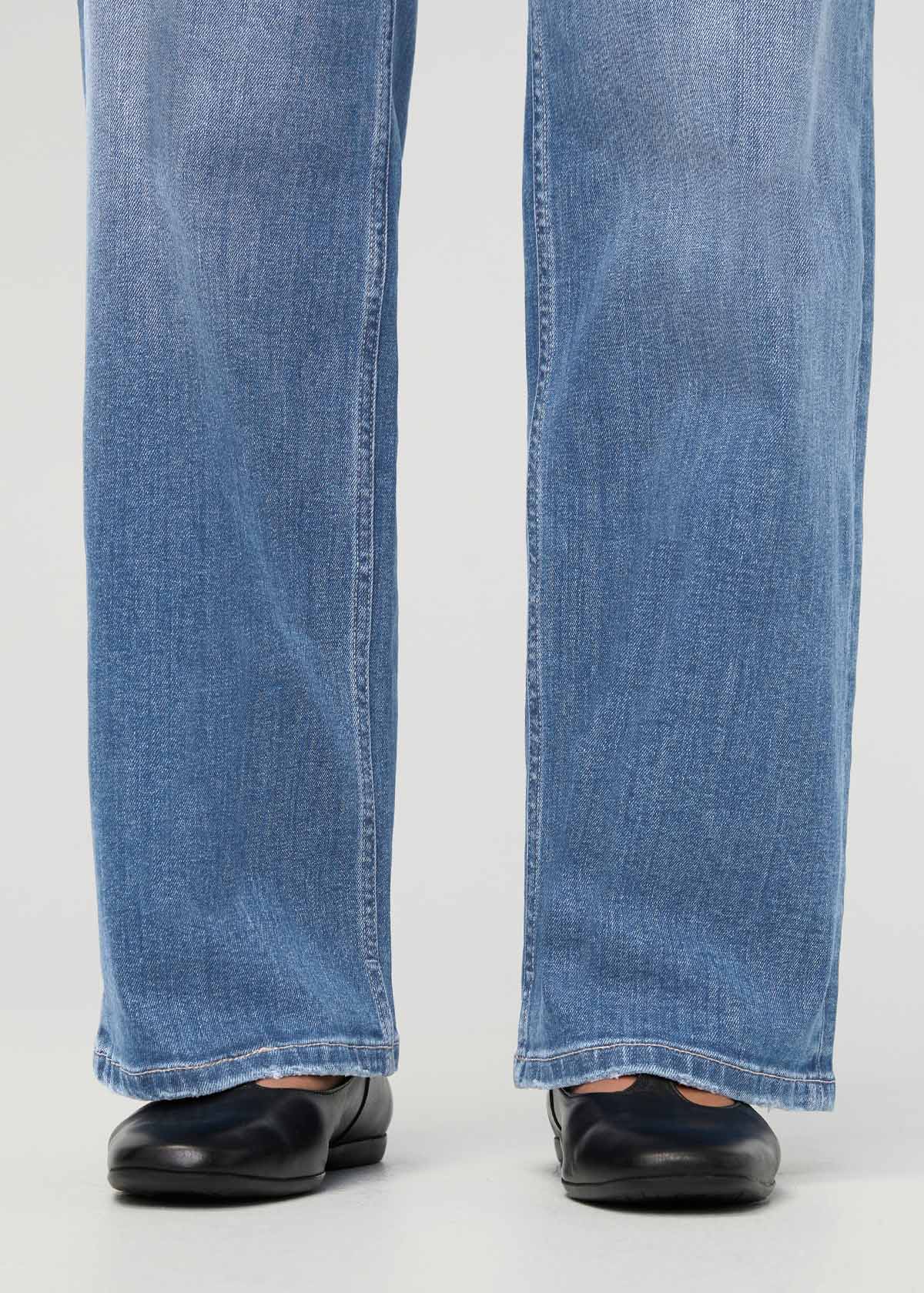 Performance Denim+ Mid Rise Loose Straight - Vintage Seaside