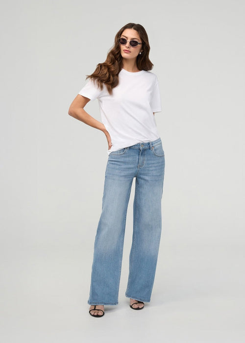 Performance Denim+ Mid Rise Loose Straight