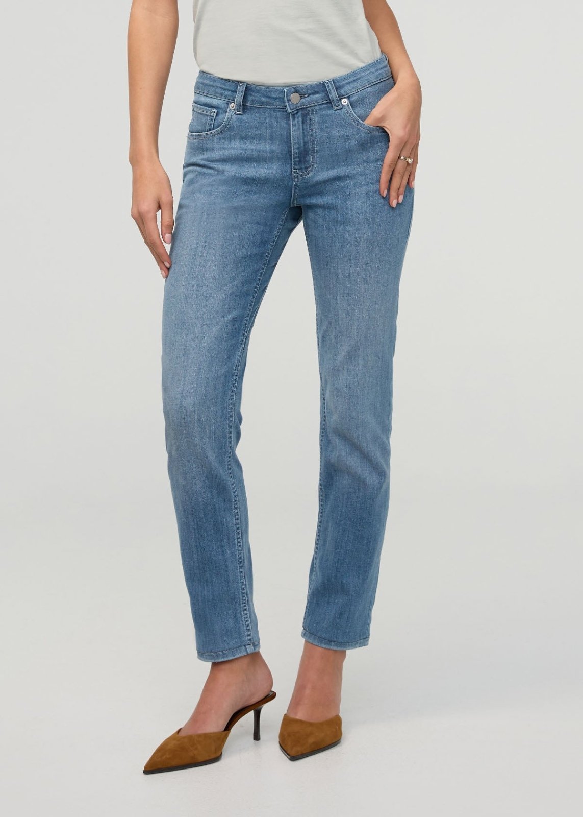 Performance Denim Girlfriend - Solstice