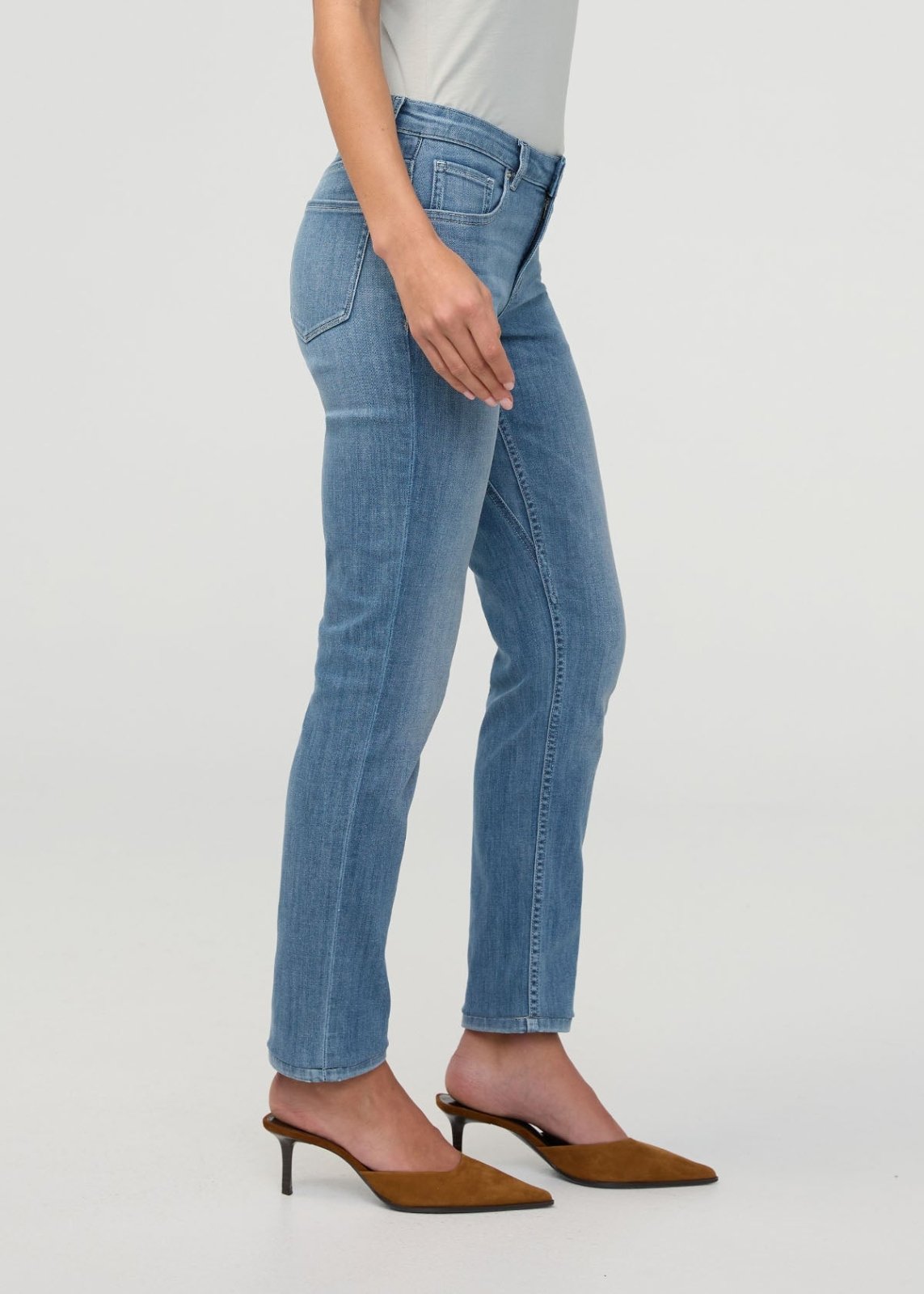 Performance Denim Girlfriend - Solstice
