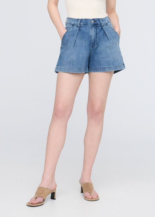 Performance Denim Lite Pleated Short