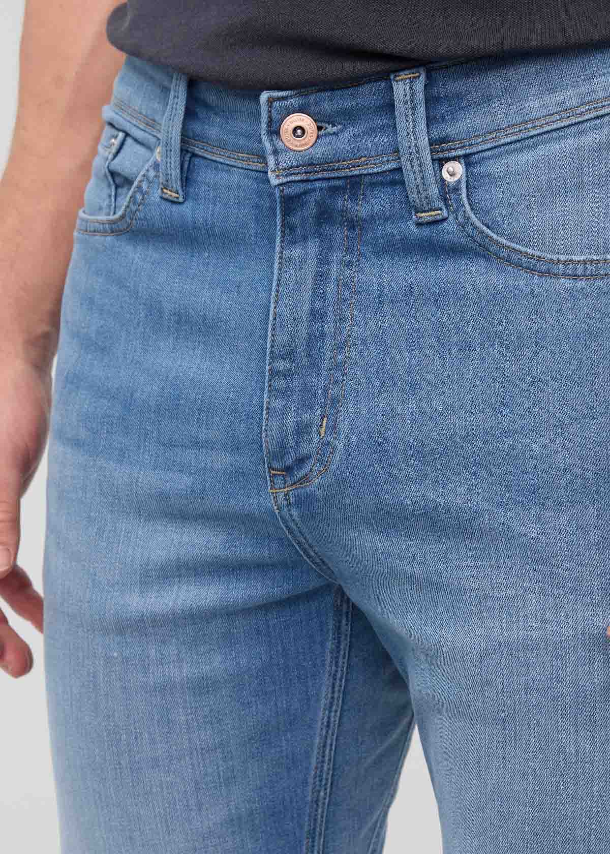 Performance Denim Slim Straight - Blueridge