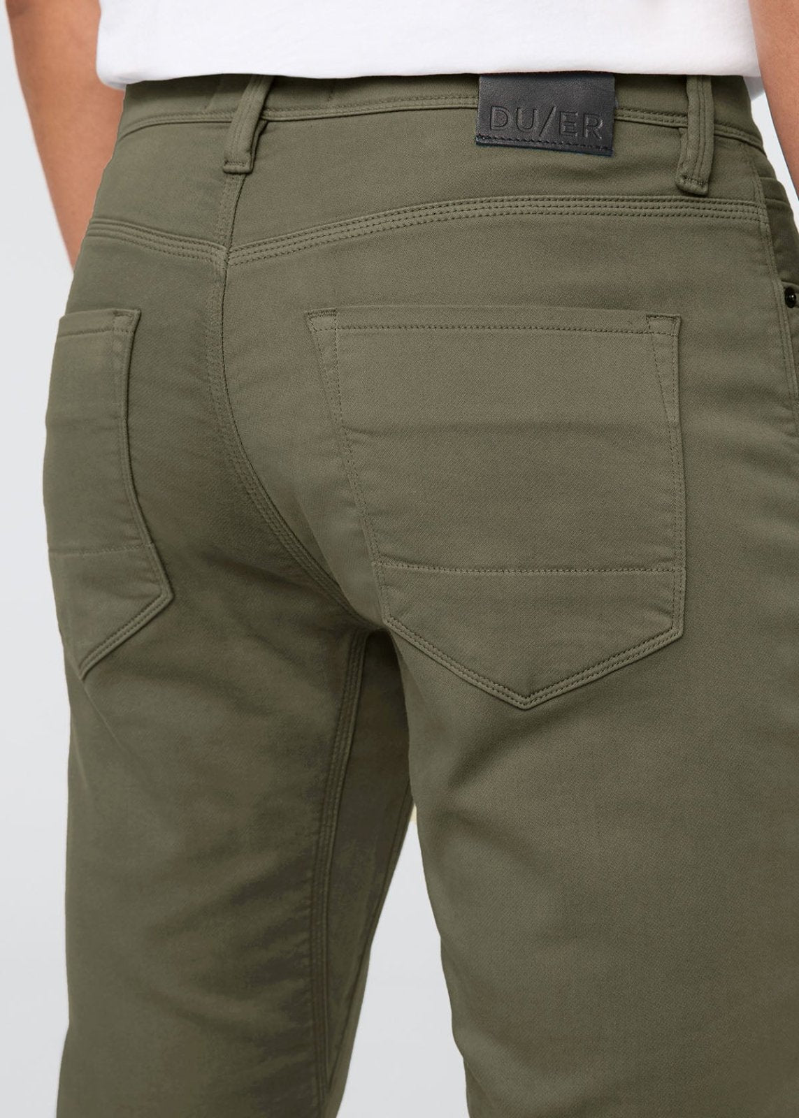 No Sweat Relaxed Taper - Light Fern