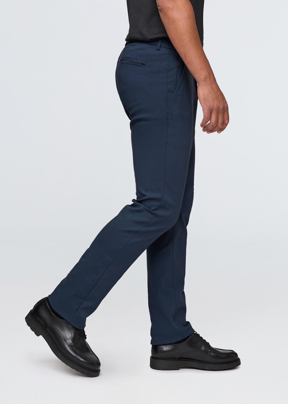 NuStretch Relaxed Taper Trouser - Navy