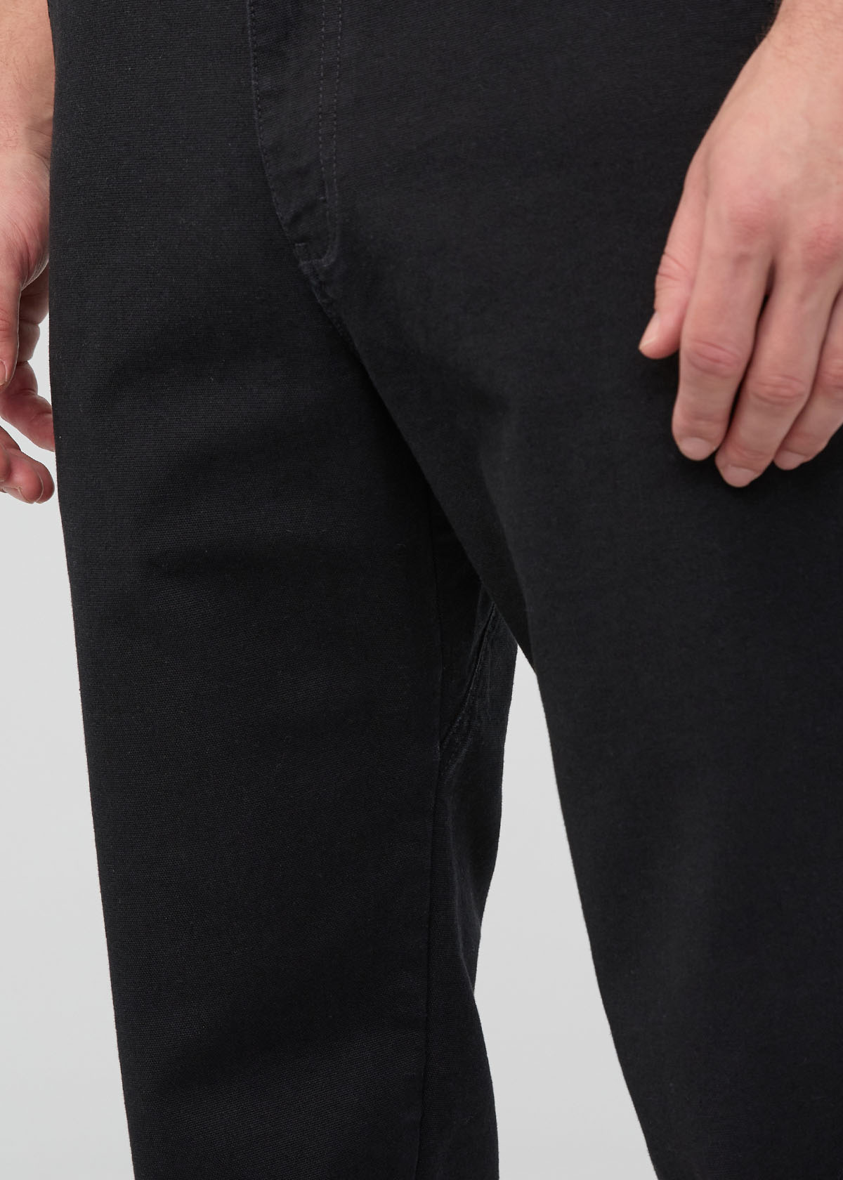 Stretch Canvas Relaxed Straight Chino - Onyx