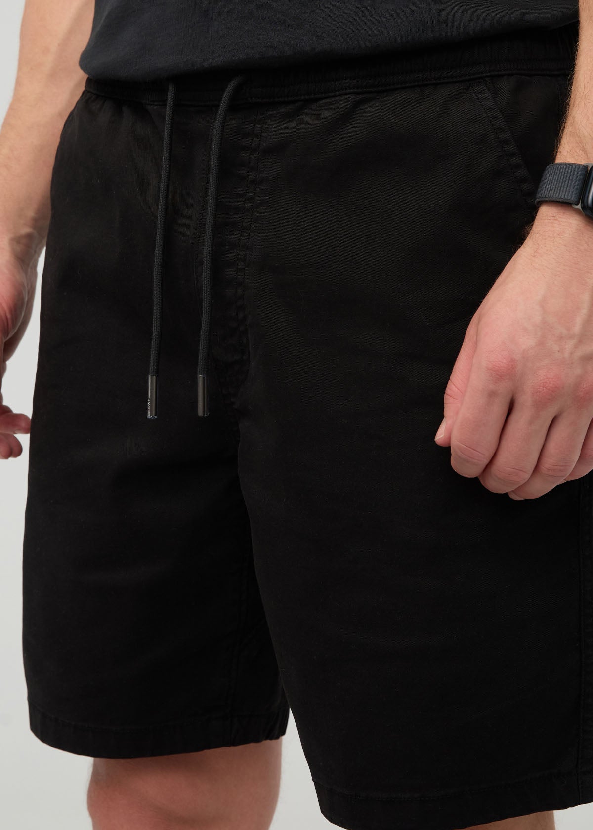 Live Lite Traveller Short - Black