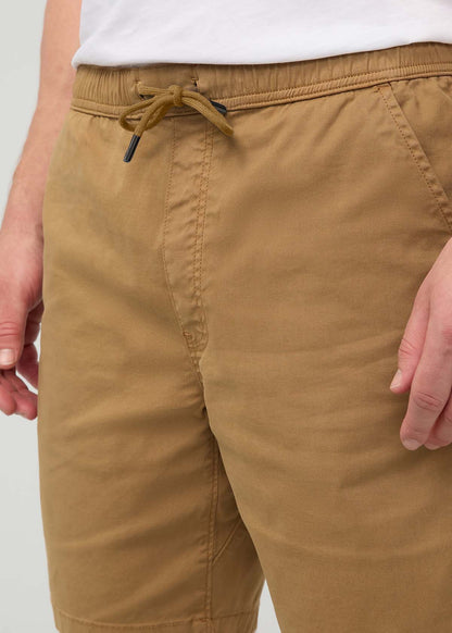 Live Lite Traveller Short - Camel