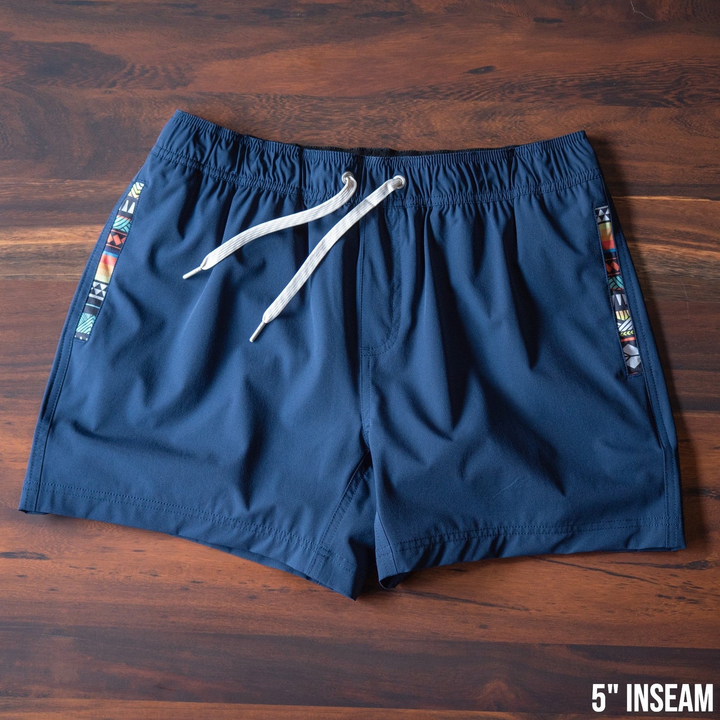 Nomad 3.0 Short (Hybrid) - Pacific 5" & 7" - Linerless