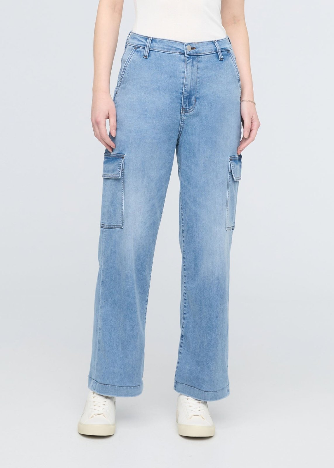 Performance Denim Lite High Rise Cargo