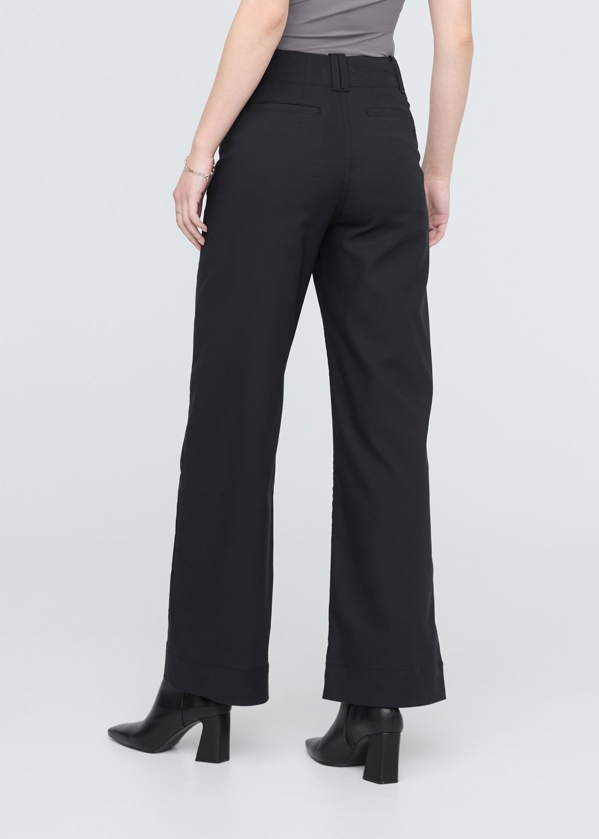NuStretch High Rise Trouser - Black