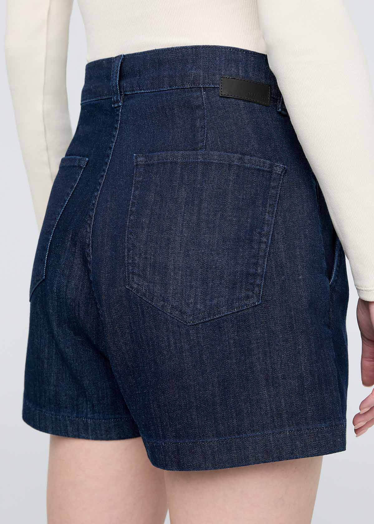 Performance Denim Lite Pleated Short - Modern Rinse